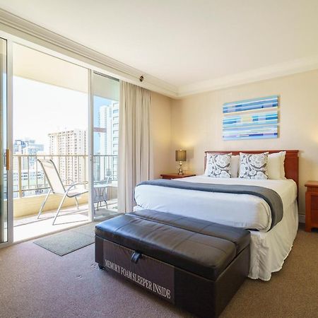 Studio Unit At The Royal Garden, In Waikiki ワイキキ・ロイヤルガーデン Honolulu Bagian luar foto
